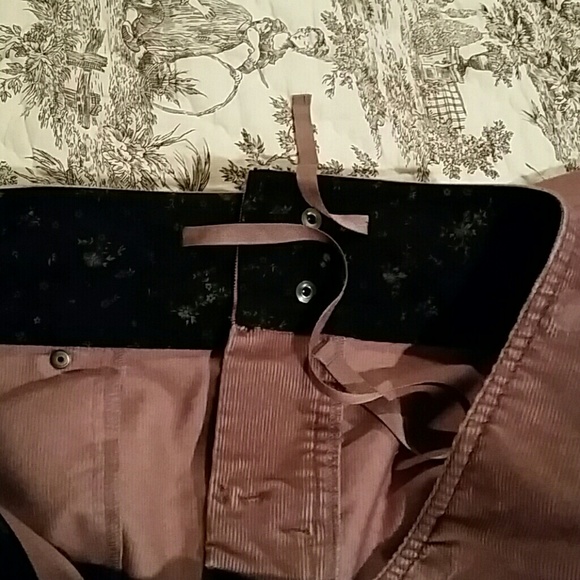 Corduroy skirt - Picture 4 of 4